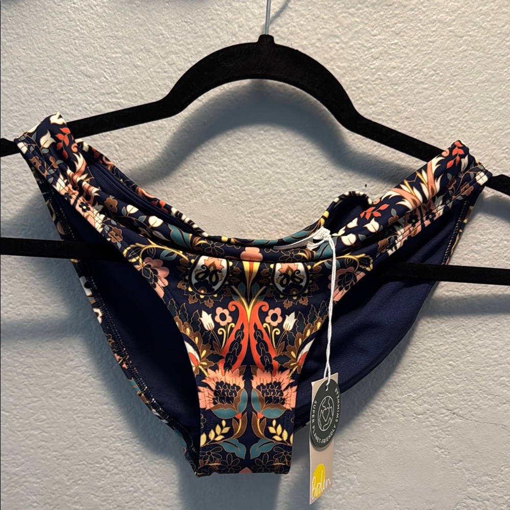 Boden Navy/Floral printed bikini bottoms.